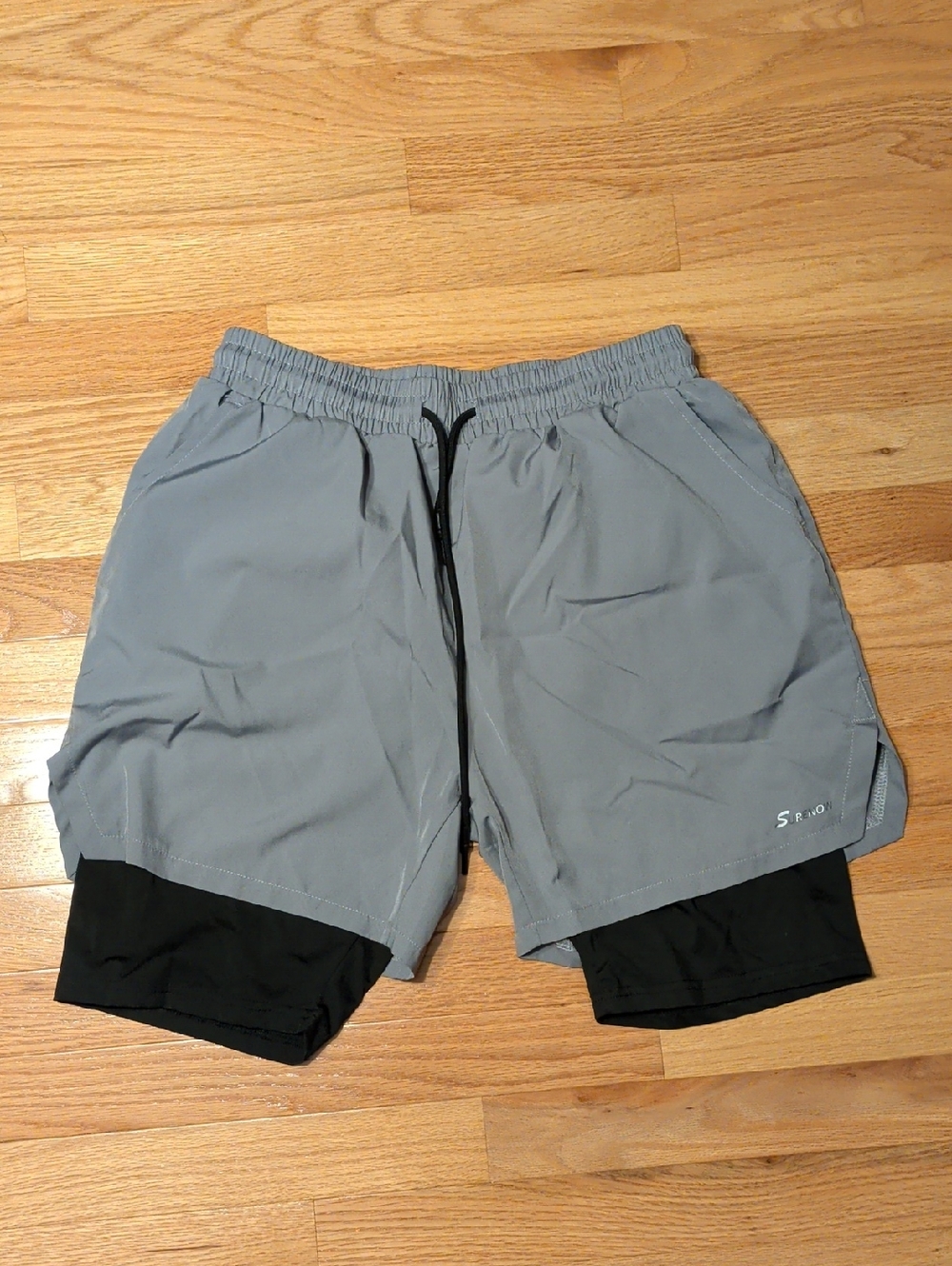 Men's Gray Athletic 2-in-1 Running Shorts with Black Liner